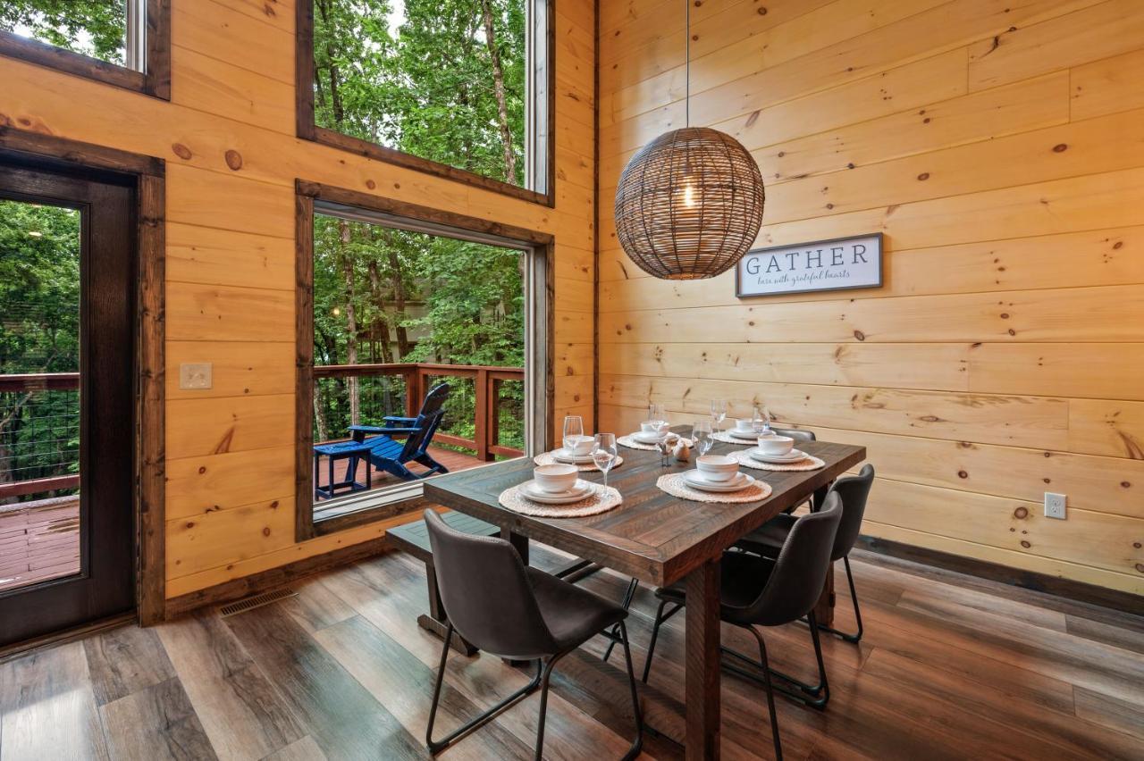 New Cozy Mountain Cabin Hot Tub Near Downtown Gatlinburg Extérieur photo
